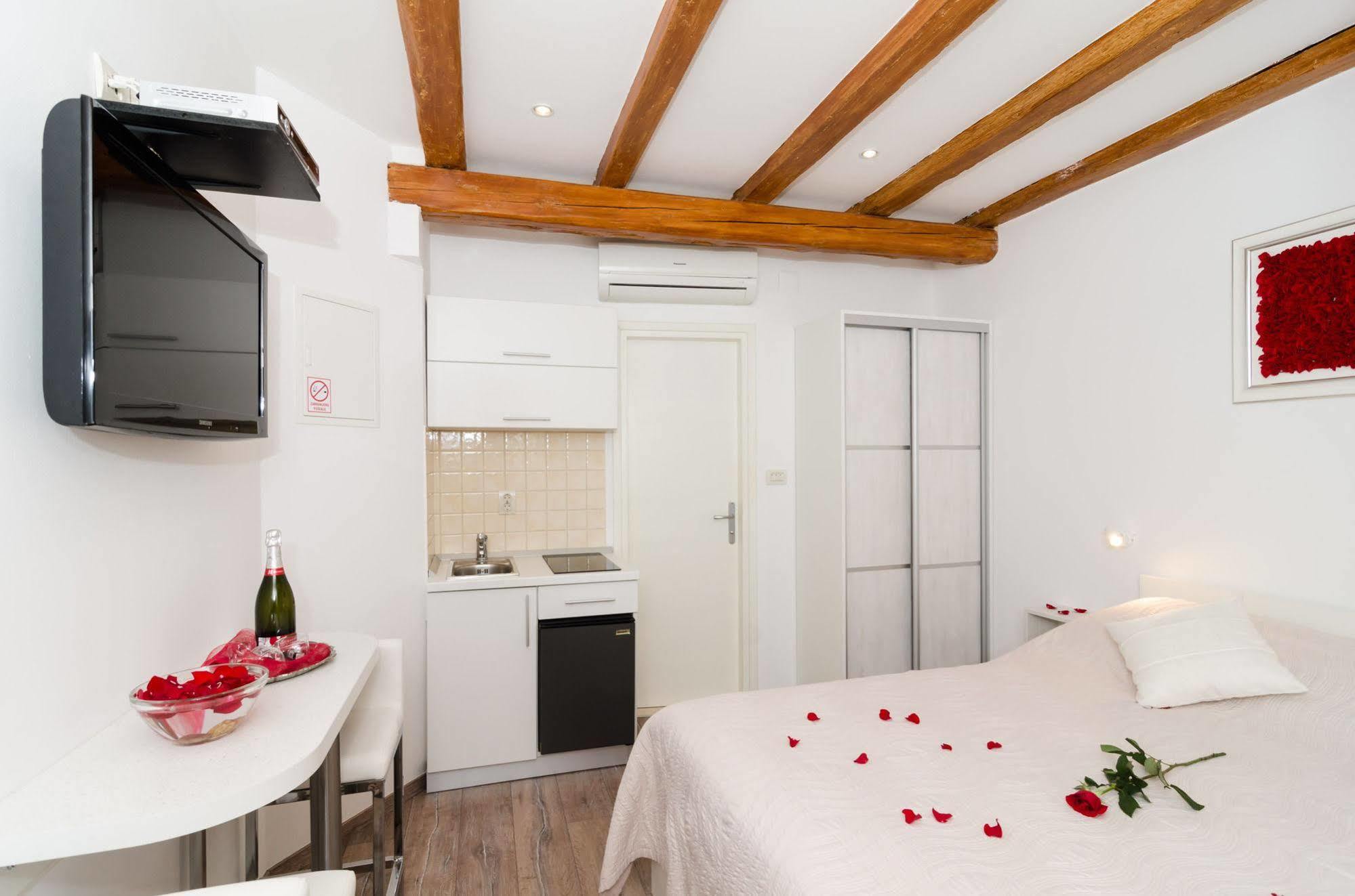 Apartments Raic Ντουμπρόβνικ Εξωτερικό φωτογραφία